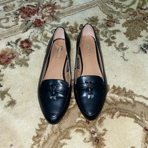 Nautica Flats / loafers. Size 6 1/2 . Color black